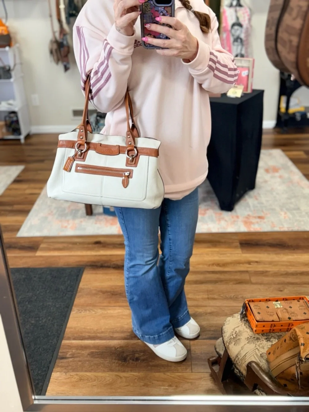 SOLD
Coach Penelope Pebbled Leather Tote | Cream & Saddle | EUC - Picture 12 of 12